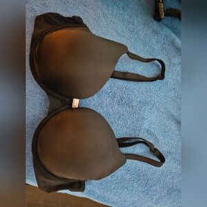 Victoria's secret T-shirt push up bra